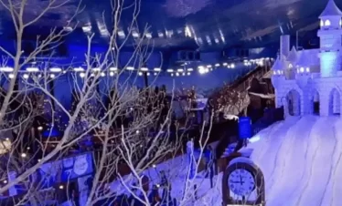 Se você gosta de neve e esportes de inverno, o Snowland em Gramado é o lugar perfeito! O 1º parque de neve indoor das Américas.