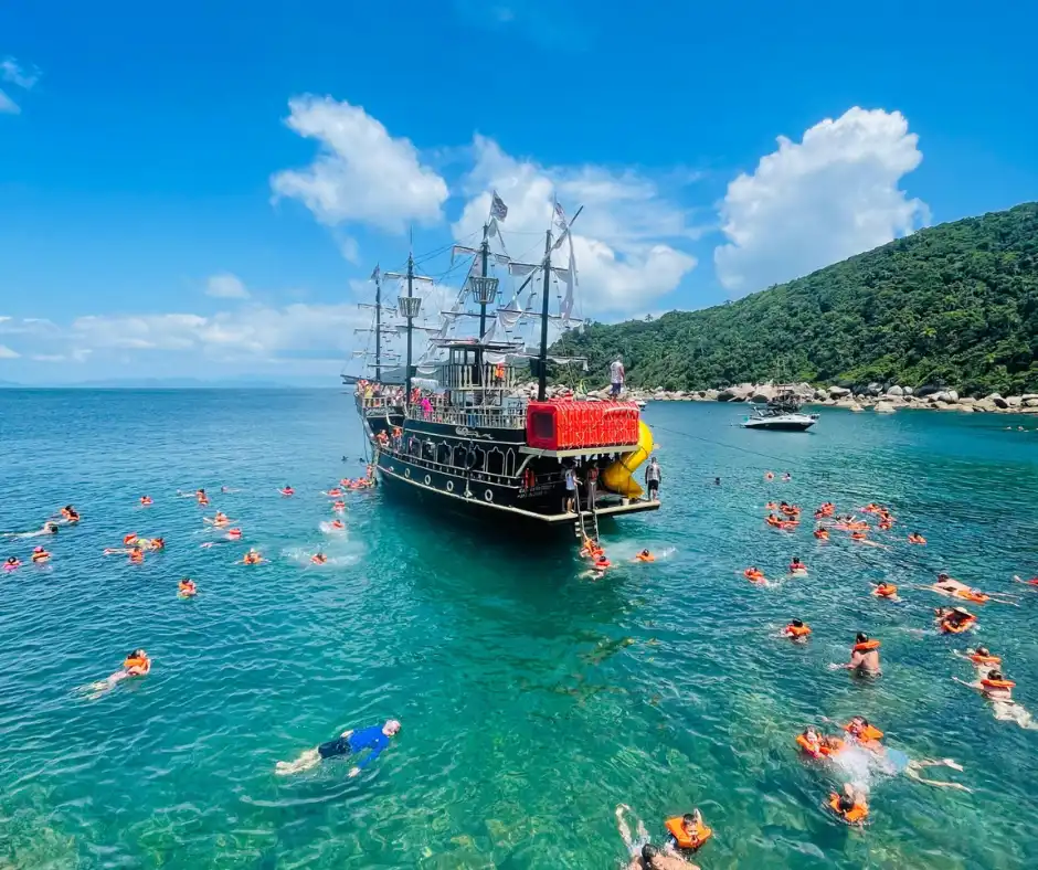 pirata de bombinhas passeio foto