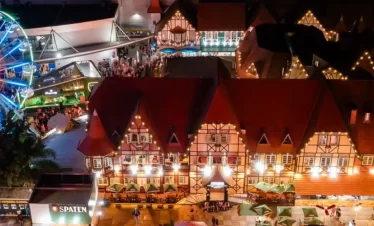 Oktoberfest 2025 Blumenau - Excursão ida e volta, saída de Florianópolis. Garanta seu Lugar, vem curtir a festa mais alemãs das Américas