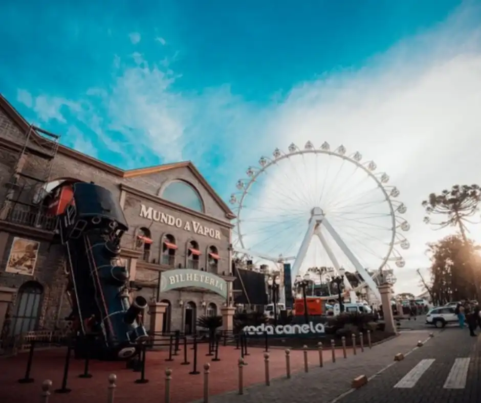 Roda Gigante de Canela. Uma deslumbrante vista 360° da Serra Gaúcha. Garanta seu Ingresso com Desconto na Compra Antecipada Online